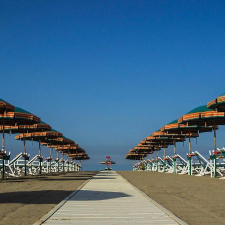 Apartment Il Litorale By Interhome Forte dei Marmi Kültér fotó