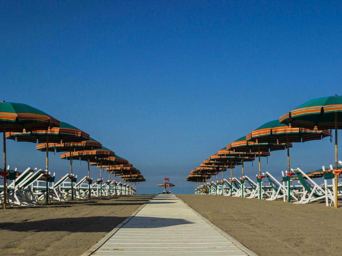 Apartment Il Litorale By Interhome Forte dei Marmi Kültér fotó